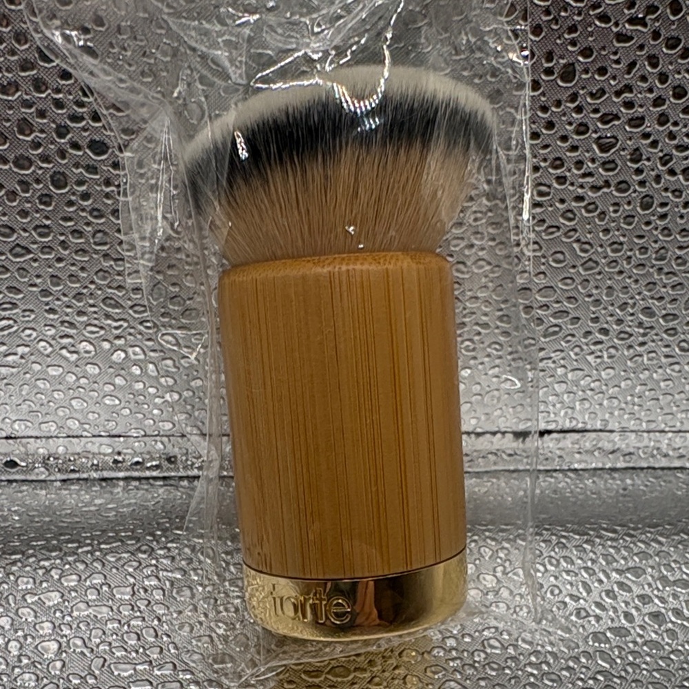 tarte Bamboo Kabuki Brush New